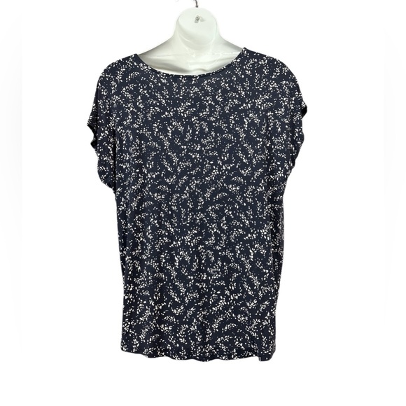 NWOT, Reitmans, Plus Size Floral V-Neck Blouse, 3X, Navy & White - Picture 7 of 8